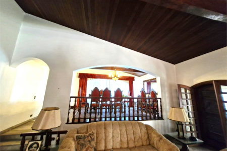 Casa Térrea à venda com 5 quartos, sendo 3 suítes, em Granja Julieta, São Paulo, SP
