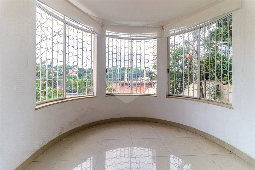 Casa à venda ou para alugar com 4 quartos, sendo 1 suíte,  em Pacaembu, São Paulo, SP