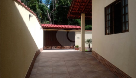 Casa à venda com 3 quartos, sendo 1 suíte,  em Gabriel Piza, São Roque, SP