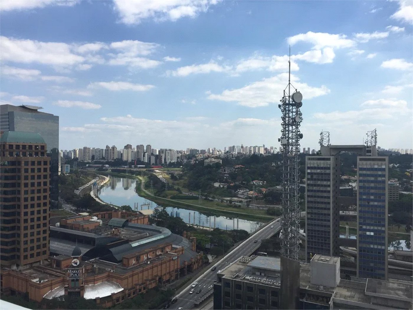 Apartamento à venda com 1 suíte em Vila Gertrudes, São Paulo, SP