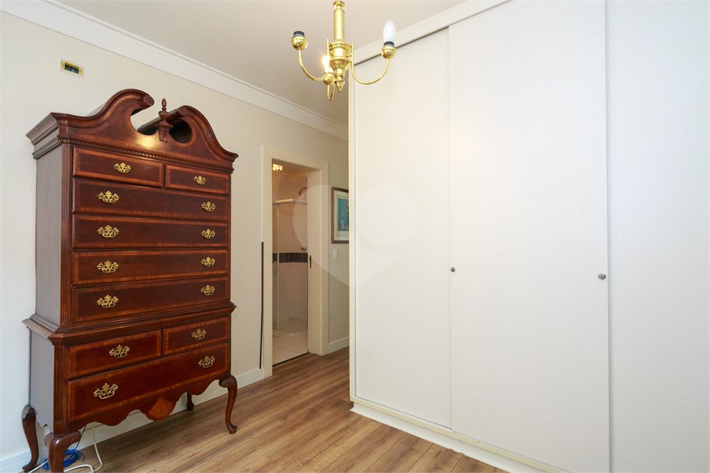 Casa à venda com 4 suítes no condomínio Bellagio, São Paulo - SP