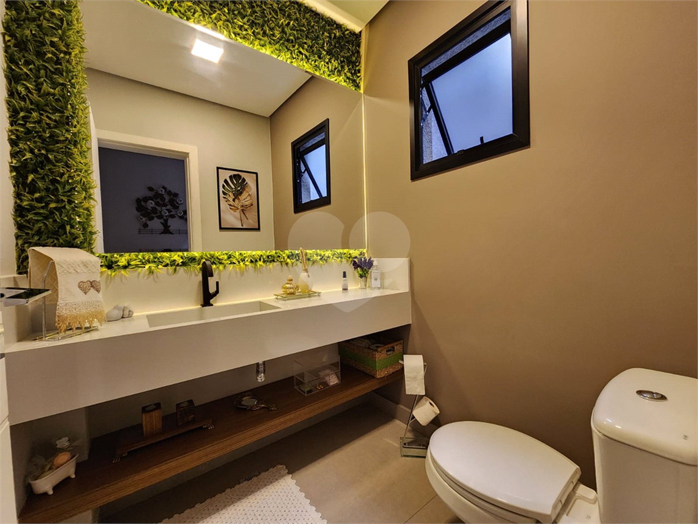 Casa à venda com 4 suítes em Jardim Prudência, São Paulo, SP