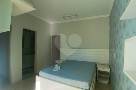 Apartamento à venda com 3 quartos, sendo 1 suíte,  em Jardim Brasil, São Roque, SP