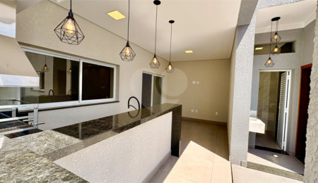 Casa à venda com 4 quartos, sendo 1 suíte,  no condomínio Villagio Milano, Sorocaba - SP