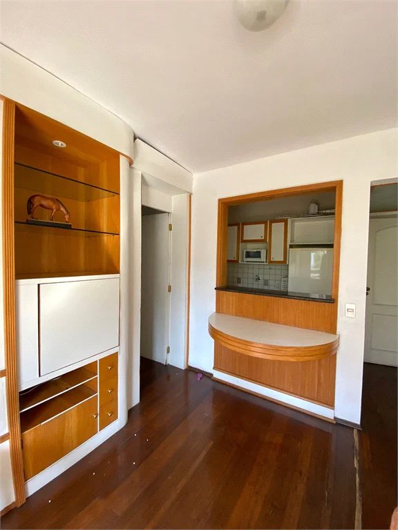 Apartamento à venda com 1 quarto em Vila Suzana, São Paulo, SP