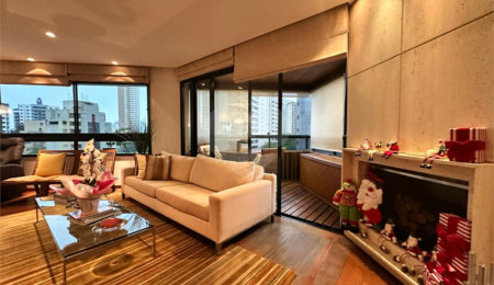 Apartamento à venda com 4 quartos, sendo 3 suítes,  em Vila Andrade, São Paulo, SP