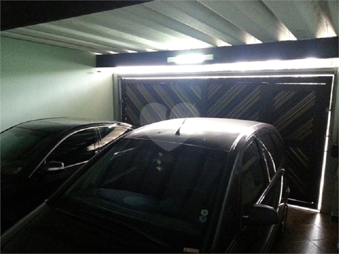 Sobrado à venda com 3 quartos, sendo 1 suíte, em Jardim Aeroporto, São Paulo, SP
