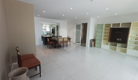 Apartamento à venda com 4 quartos, sendo 1 suíte,  em Tijuca, Rio de Janeiro, RJ