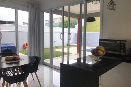 Casa à venda com 3 quartos, sendo 2 suítes,  no condomínio Morada do Bosque, Vinhedo - SP