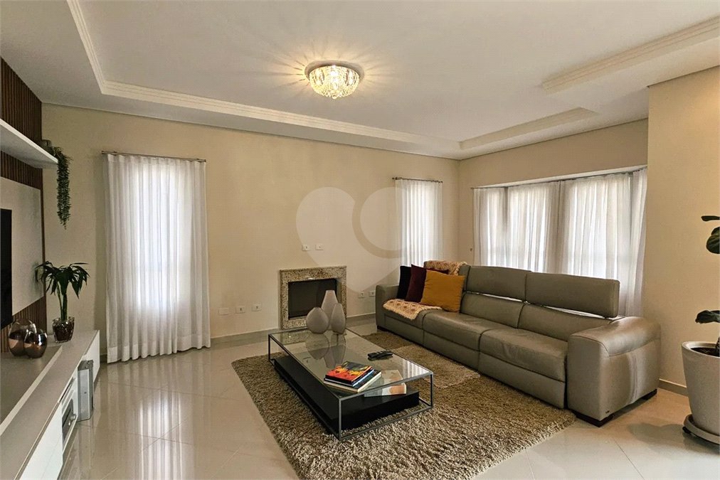 Casa à venda com 5 suítes no condomínio Capital Ville 2, Jundiaí - SP