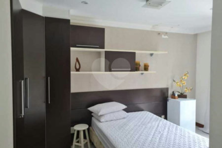 Casa à venda com 4 quartos, sendo 6 suítes, em Campo Grande, Rio de Janeiro, RJ