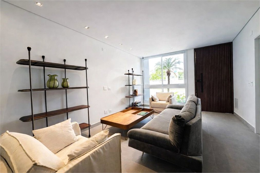 Casa em Condomínio á venda – Riviera de São Lourenço