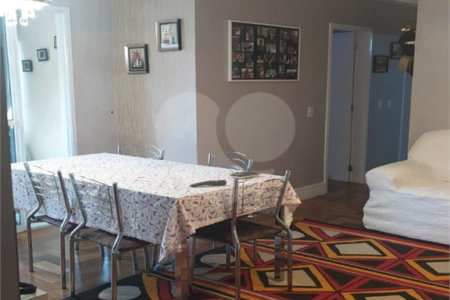 Apartamento de 3 quartos à venda na Vila Carrão