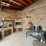 Sobrado à venda no Tremembé com 4 dormitórios, piscina e 4 vagas de garagem.