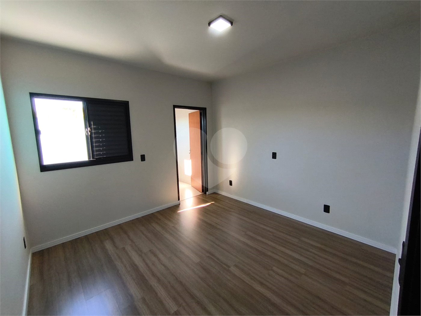 Casa à venda com 3 quartos, sendo 1 suíte, em Parque Itapê, Itapetininga, SP