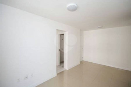 Apartamento à venda com 2 quartos, sendo 1 suíte, em Camorim, Rio de Janeiro, RJ