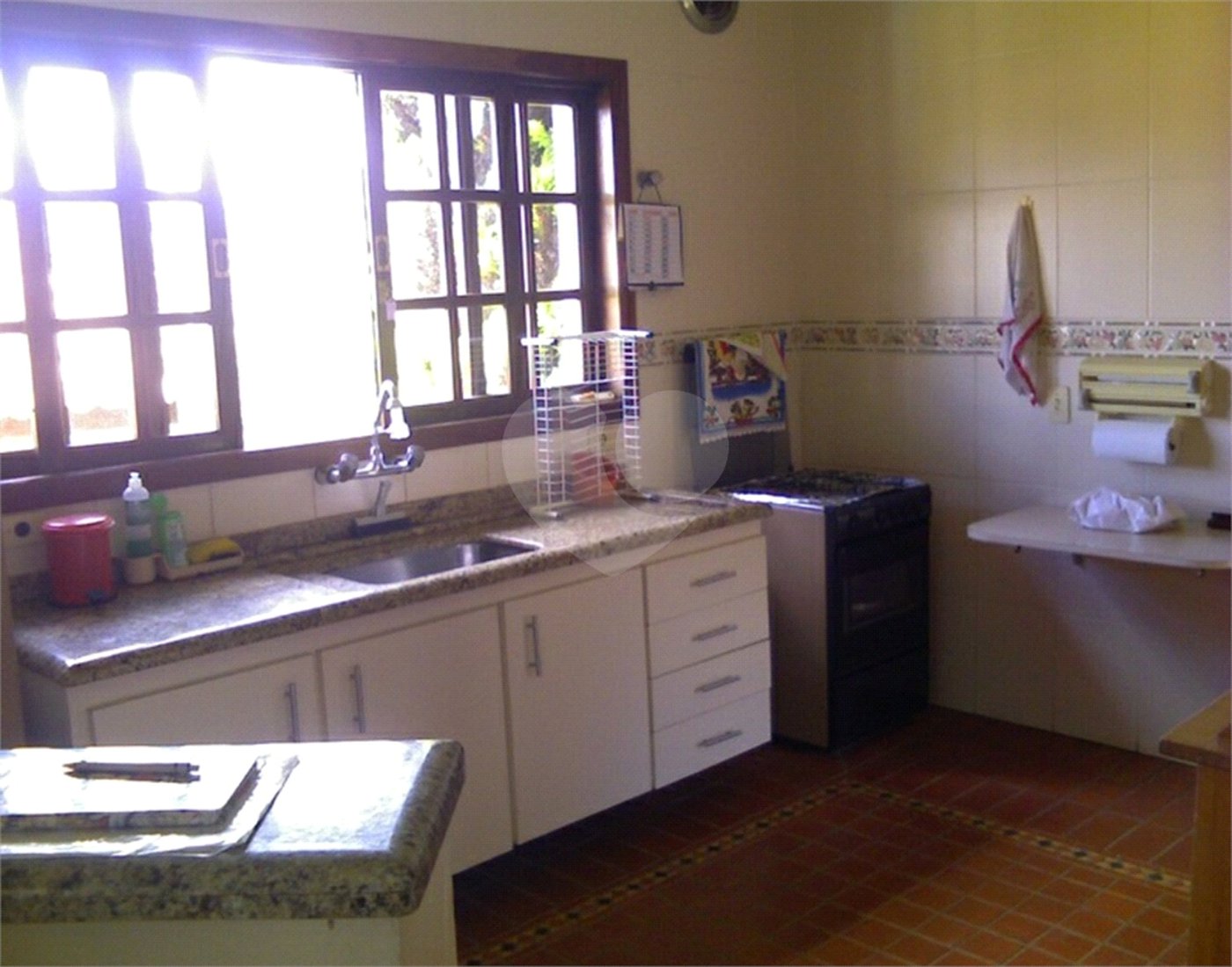 Casa à venda com 2 quartos, sendo 1 suíte, no condomínio Novo Horizonte, Piracaia - SP