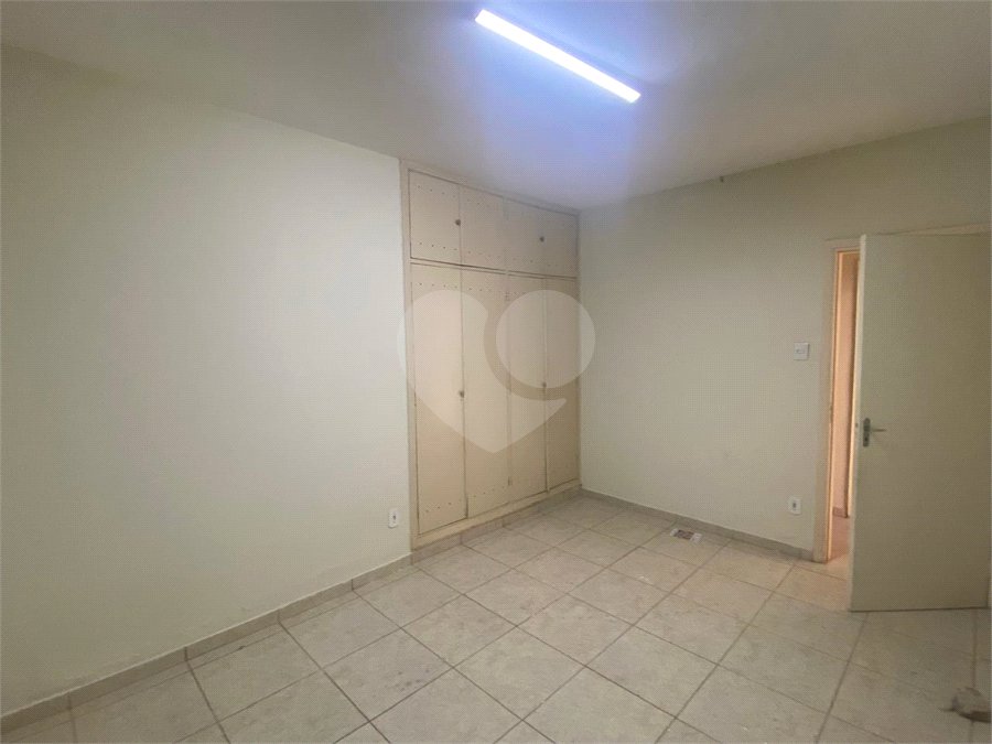 Casa à venda com 3 quartos, sendo 1 suíte, no Centro, Araraquara, SP
