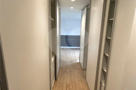 Apartamento à venda com 2 suítes em Parque do Morumbi, São Paulo, SP