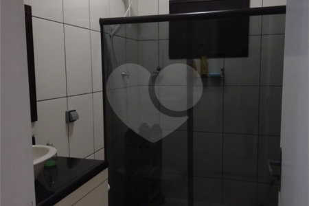 Sobrado à venda com 2 quartos, sendo 1 suíte, em Jardim Márcia, Suzano, SP