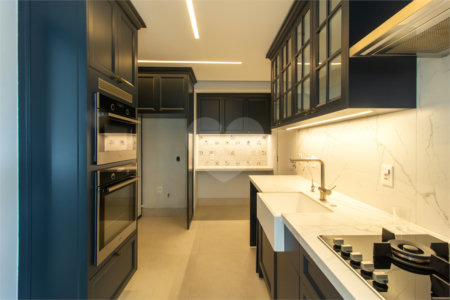 Apartamento à venda com 3 suítes em Brooklin, São Paulo, SP