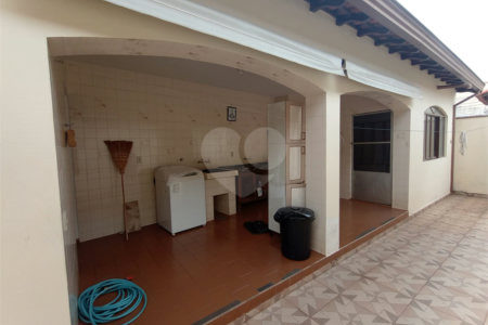 Casa à venda com 4 quartos, sendo 1 suíte,  no Centro, Itapetininga, SP