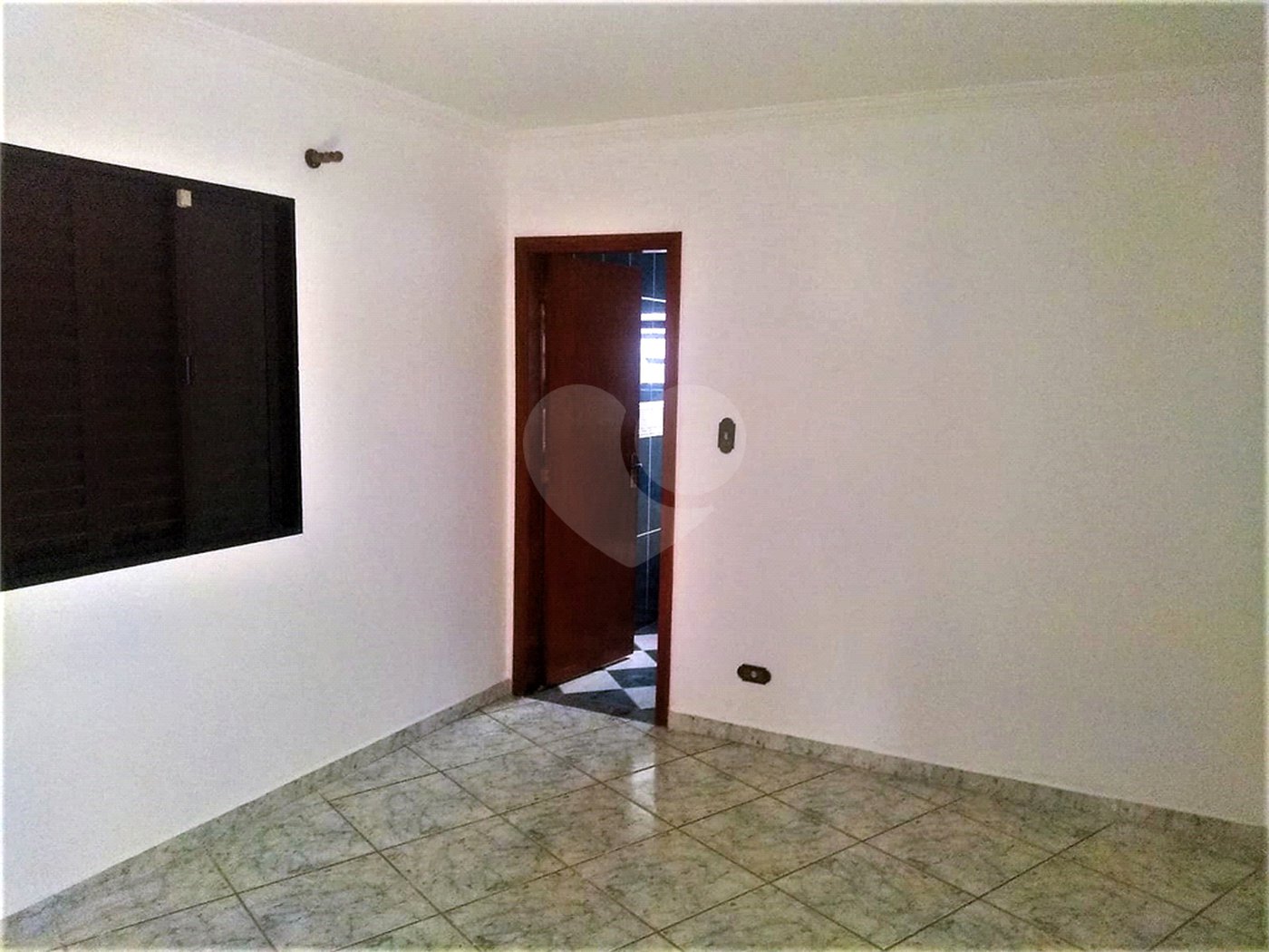 Sobrado à venda com 3 suítes em Jardim Leonor Mendes de Barros, São Paulo, SP