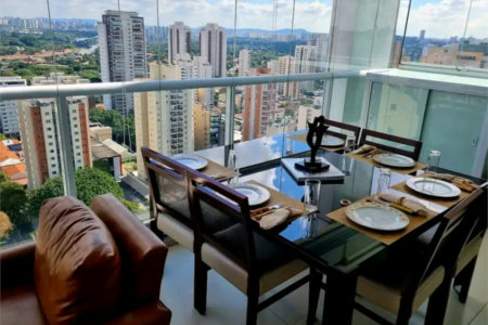 Apartamento à venda com 2 quartos, sendo 1 suíte, em Pinheiros, São Paulo, SP