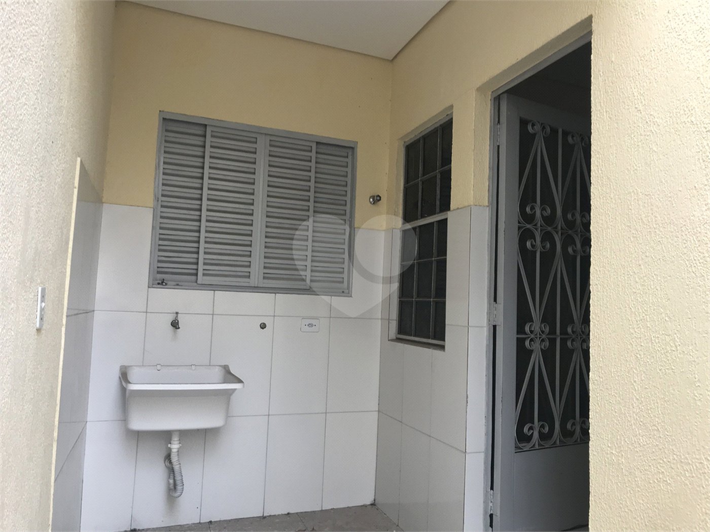 Casa à venda com 4 quartos, sendo 1 suíte, em Santana, São Paulo, SP