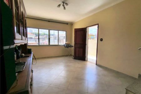 Sobrado à venda com 3 quartos, sendo 1 suíte,  em Vila Polopoli, São Paulo, SP