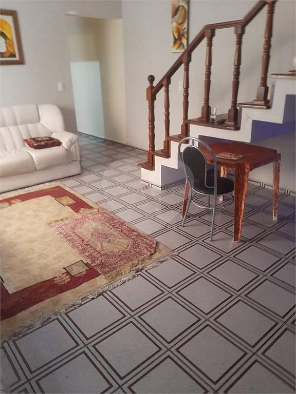 Sobrado à venda com 3 quartos, sendo 1 suíte, em Tremembé, São Paulo, SP