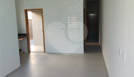 Casa à venda com 3 quartos, sendo 1 suíte,  em Balneário São João Batista 3, Peruíbe, SP