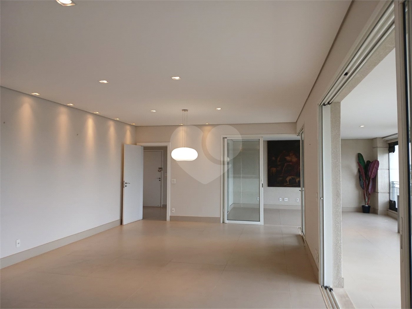 Apartamento à venda com 4 suítes em Anhangabaú, Jundiaí, SP