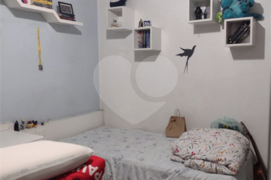 Casa à venda com 4 quartos, sendo 2 suítes, em Vila Gustavo, São Paulo, SP