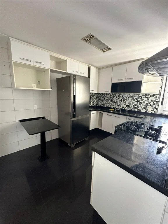 Apartamento à venda com 3 quartos, sendo 1 suíte, em Brooklin Paulista, São Paulo, SP