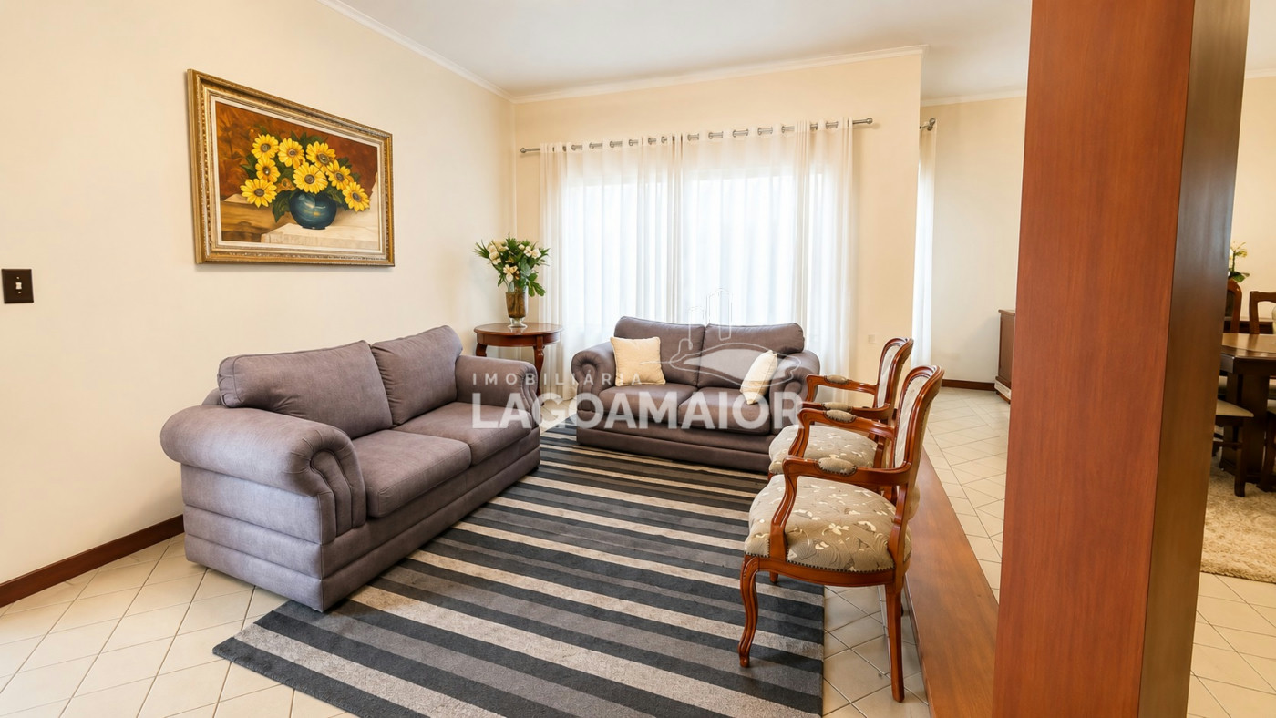 Casa à venda com 3 quartos, sendo 1 suíte, em Santos Dumont, Três Lagoas, MS