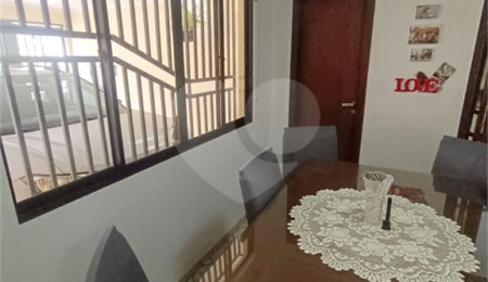 Sobrado à venda com 3 quartos, sendo 1 suíte,  em Cidade Continental, São Paulo, SP