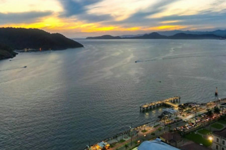 Apartamento com 3 dormitórios à venda, 227 m² por R$ 7.100.000,00 - Ponta da Praia - Santos/SP