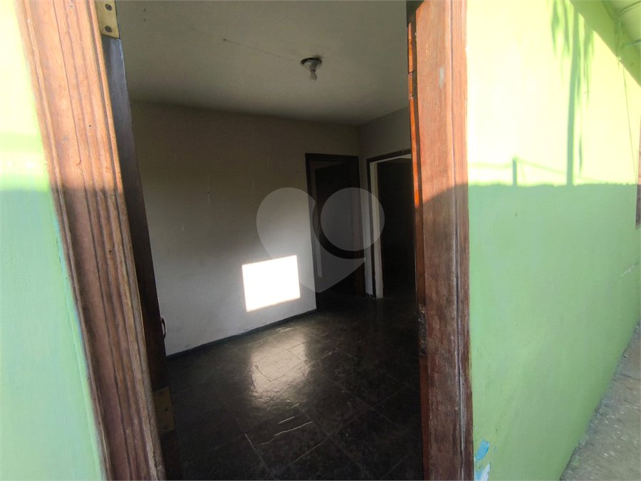Casa à venda com 3 quartos em Jardim das Esmeraldas, São Paulo, SP