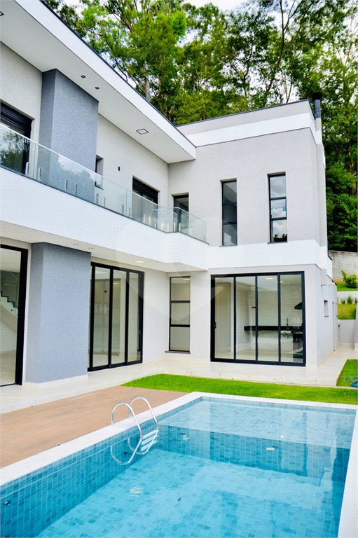 Casa à venda com 3 suítes no condomínio Quintas da Boa Vista, Atibaia - SP