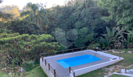 Chácara à venda com 3 suítes em Recanto dos Palmares, Atibaia, SP