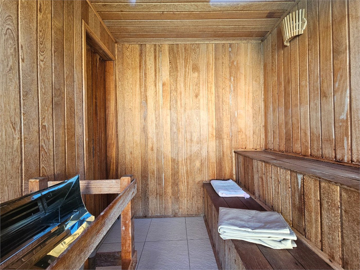 Casa em condomínio à venda com 4 quartos, sendo 1 suíte, em Caravelas, Armação dos Búzios, RJ