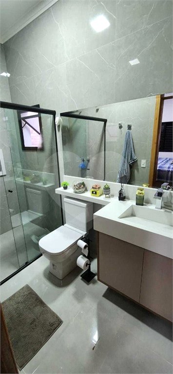 Casa à venda com 3 quartos, sendo 1 suíte, no condomínio Horto Florestal Villagio, Sorocaba - SP