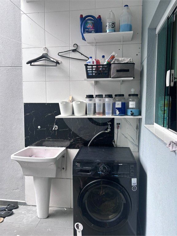 Sobrado à venda com 3 quartos, sendo 1 suíte,  em Tremembé, São Paulo, SP
