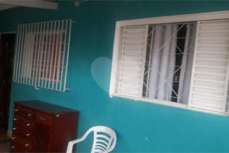 Casa à venda com 3 quartos, sendo 1 suíte, em Taba Marajoara, Suzano, SP