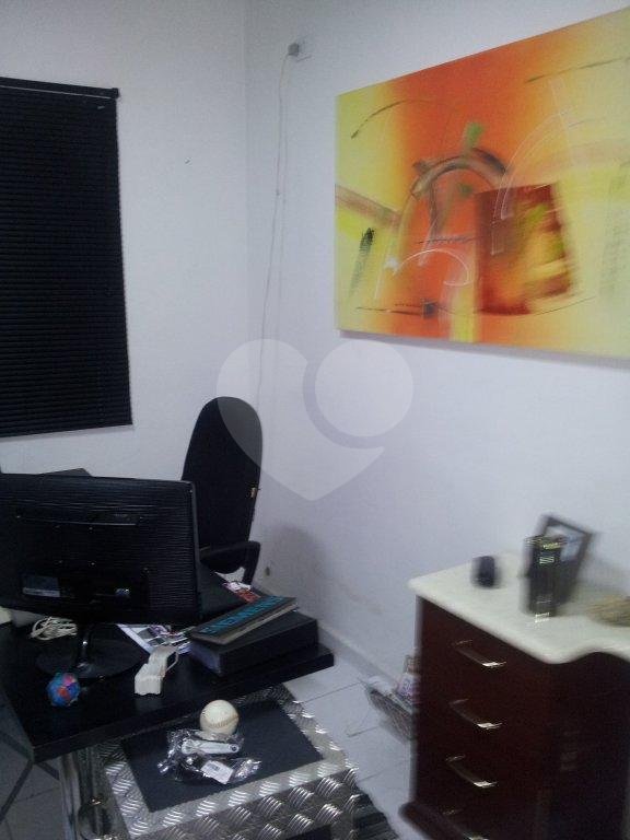 Casa à venda com 3 quartos em Parada Inglesa, São Paulo, SP