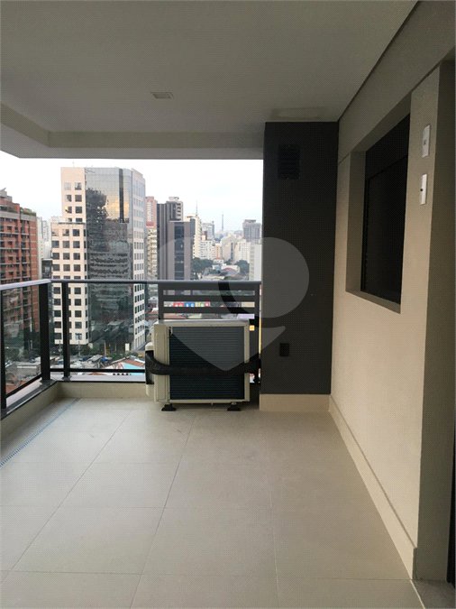 Apartamento à venda com 2 quartos, sendo 1 suíte, em Pinheiros, São Paulo, SP
