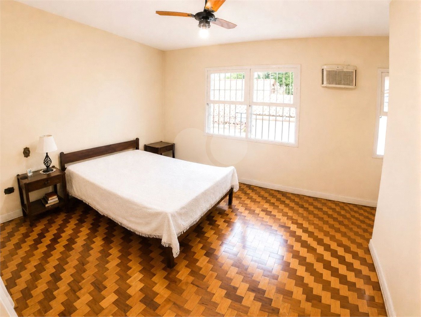Sobrado à venda com 3 quartos, sendo 1 suíte, em Brooklin, São Paulo, SP