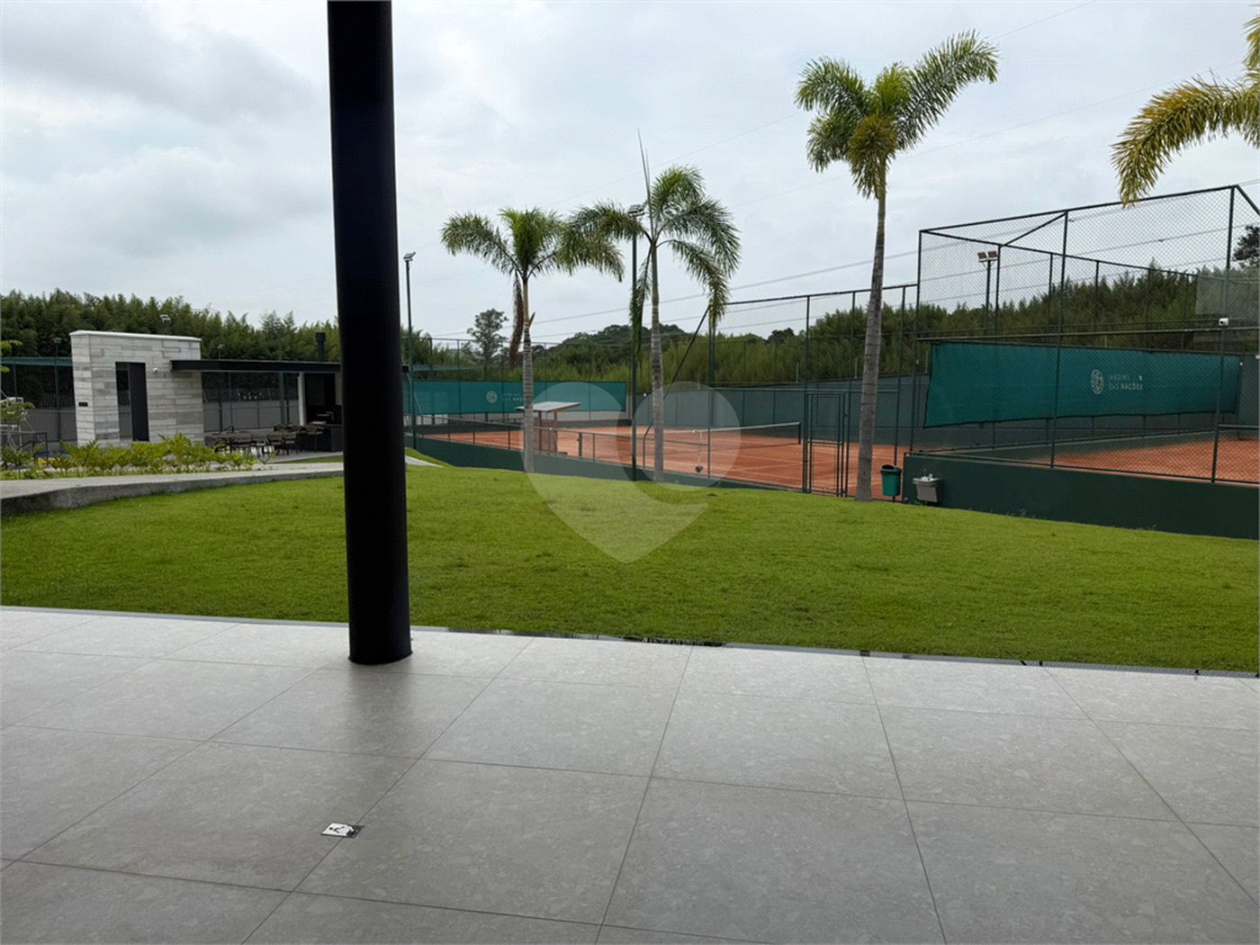Terreno à venda no condomínio Jardim das Nações, São José dos Campos - SP
