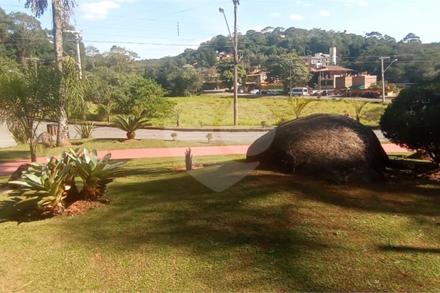 Casa à venda com 4 suítes no condomínio Alpes da Cantareira, Mairiporã - SP